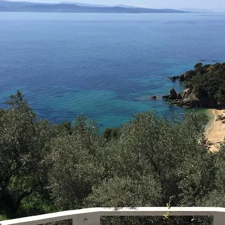 Selini In Kalamaki *